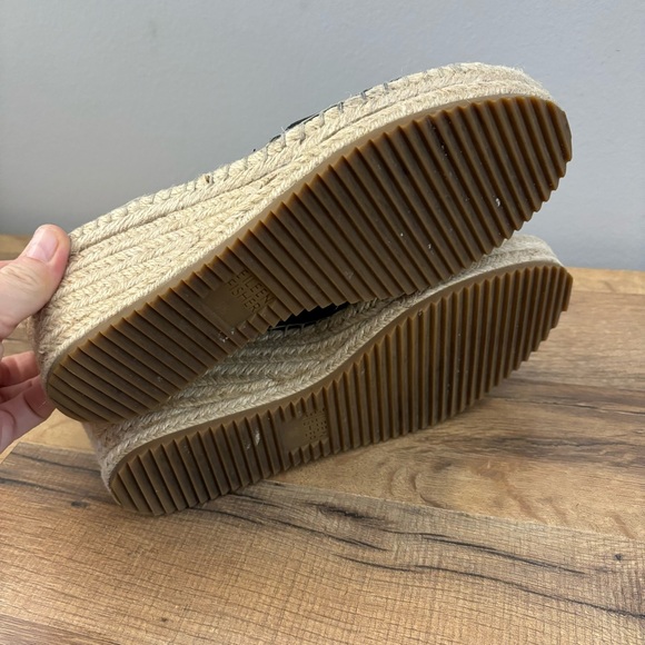 Eileen Fisher Black Leather Willow Espadrille Wedge Sandal Women’s - Picture 7 of 11